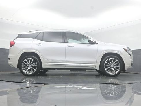 Used 2023 GMC Terrain Denali w/ Denali Premium Package AWD/4WD image 53