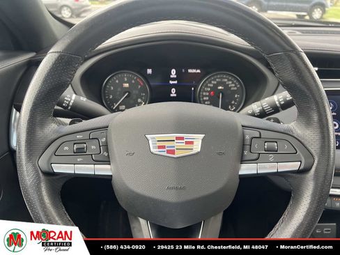 Used 2022 Cadillac XT4 Sport w/ Comfort Package AWD/4WD image 18