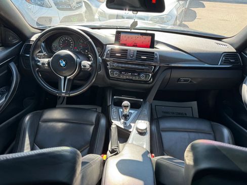 Used 2018 BMW M4 Coupe RWD image 20