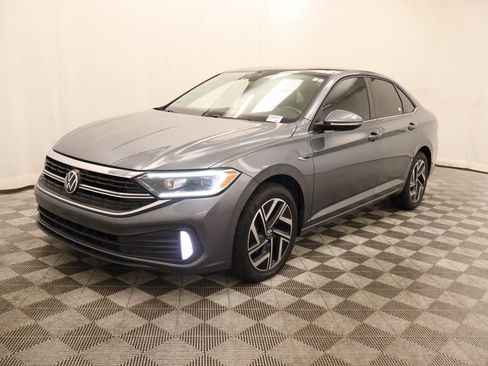 Used 2022 Volkswagen Jetta SEL FWD image 1