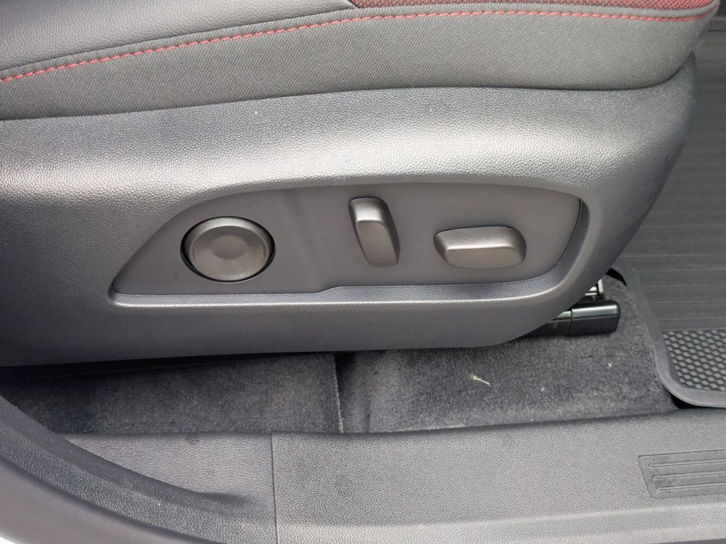 New 2027 Chevrolet Equinox RS w/ Safety and Technology Package FWD image 40