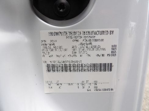 Used 2015 Ford F250 XL w/ Power Equipment Group RWD image 61