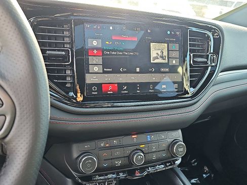 New 2026 Dodge Durango GT image 13