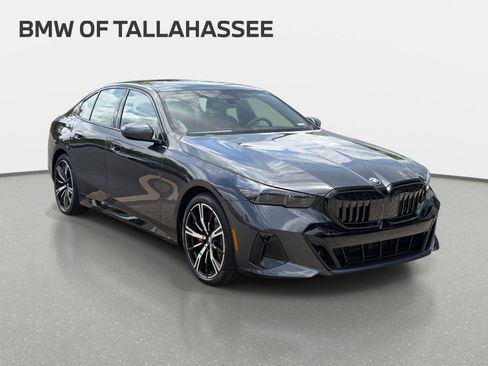 New 2027 BMW 530i w/ M Sport Package RWD image 3