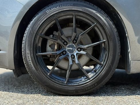 Used 2017 Ford Fusion Titanium FWD image 30