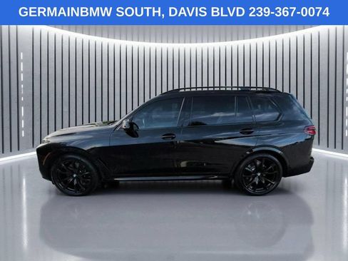 Used 2025 BMW X7 xDrive40i w/ M Sport Package AWD/4WD image 8