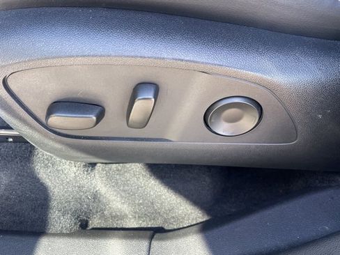 Used 2025 Buick Enclave Sport Touring image 14