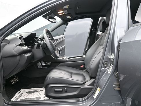 Used 2018 Honda Civic Sport Touring image 17