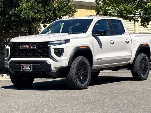 New 2026 GMC Canyon Elevation w/ Convenience Package RWD image 9