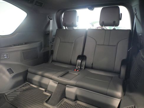 Certified 2025 Lexus LX 700h Overtrail AWD/4WD image 26