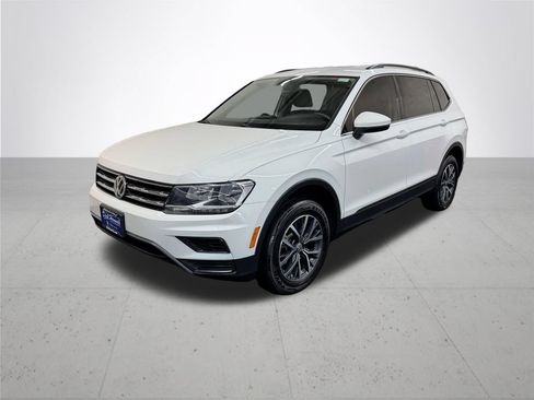 Used 2020 Volkswagen Tiguan SE AWD/4WD image 2