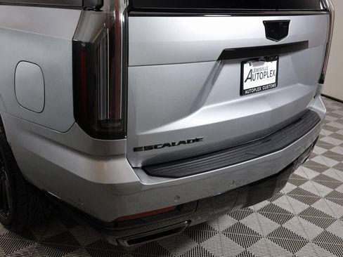 Used 2025 Cadillac Escalade Sport w/ Touring Package image 55