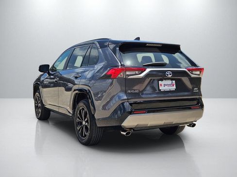 Used 2022 Toyota RAV4 XSE AWD/4WD image 7