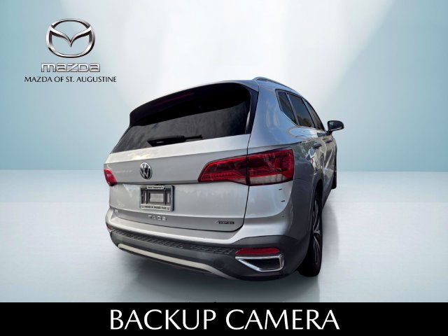 Used 2022 Volkswagen Taos SE FWD image 4