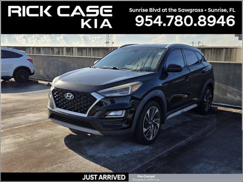 Used 2020 Hyundai Tucson Sport FWD image 1