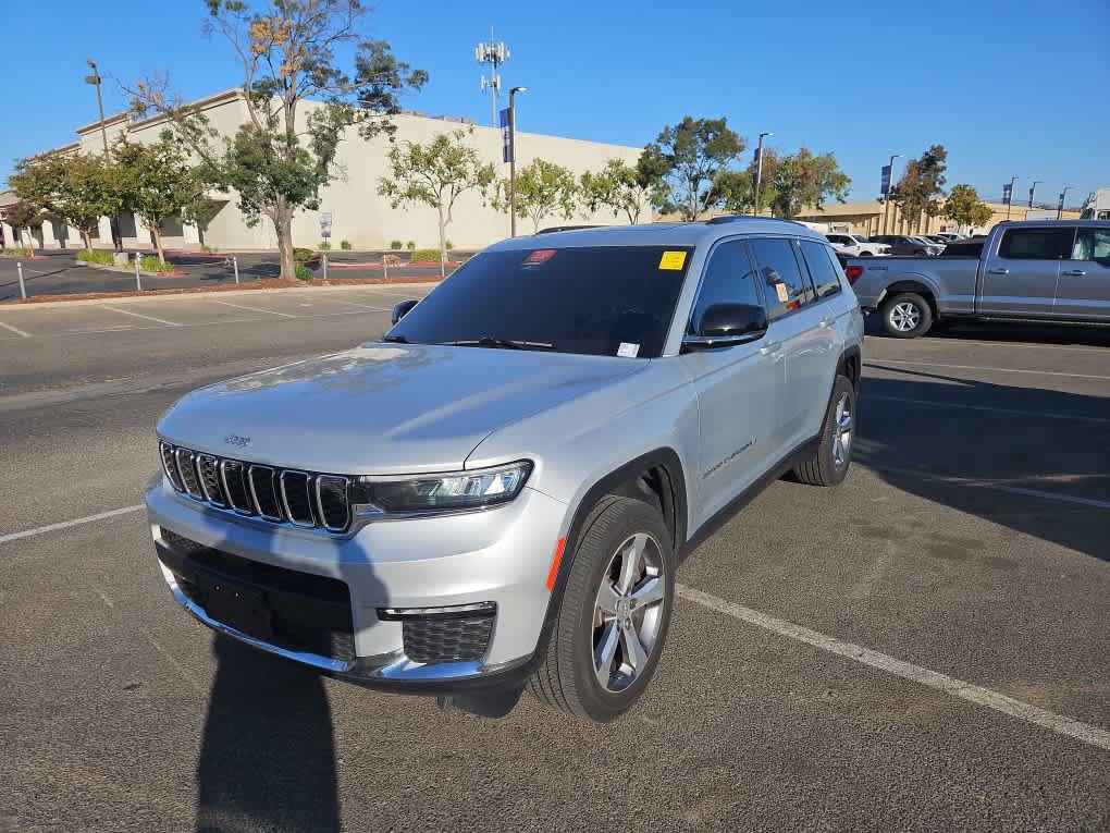 Used 2021 Jeep Grand Cherokee L Limited RWD image 1