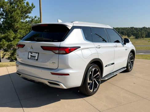 Used 2024 Mitsubishi Outlander SEL AWD/4WD image 6