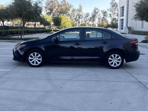 Used 2023 Toyota Corolla LE FWD image 6