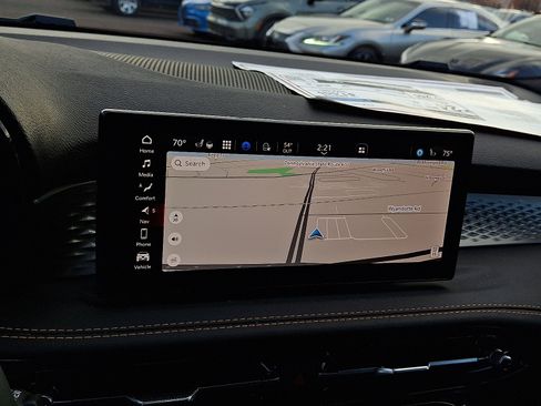 New 2025 Alfa Romeo Tonale image 14