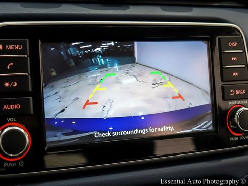 Used 2023 Nissan Versa SV image 20