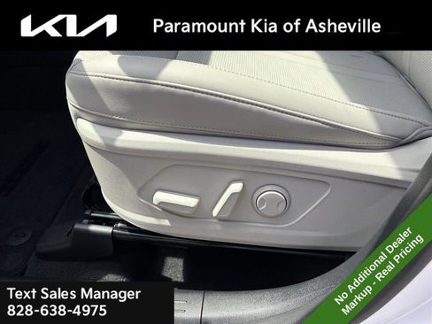 New 2026 Kia Sorento S w/ S Panoramic Sunroof Package FWD image 20