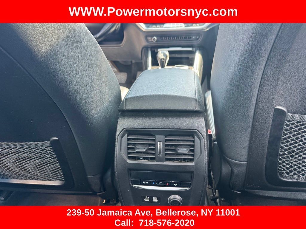Used 2019 BMW 330i xDrive Sedan w/ Driving Assistance Package AWD/4WD image 29