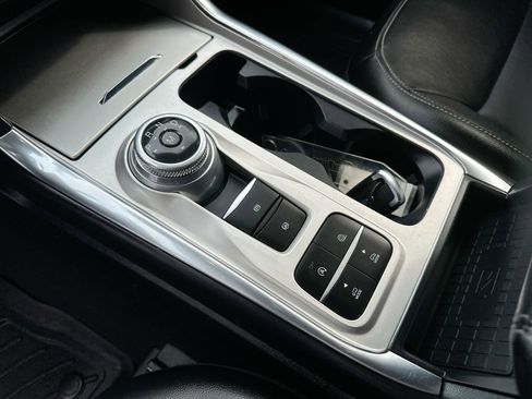 Used 2021 Ford Explorer Limited w/ Equipment Group 301A image 20