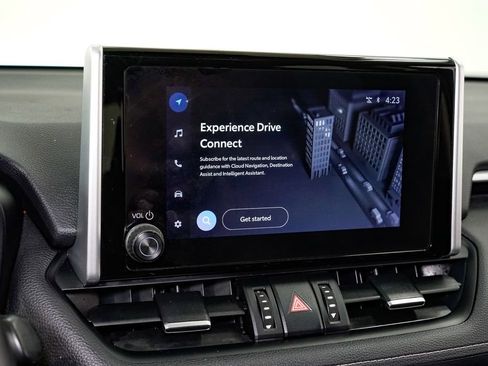 Used 2023 Toyota RAV4 XLE Premium image 18