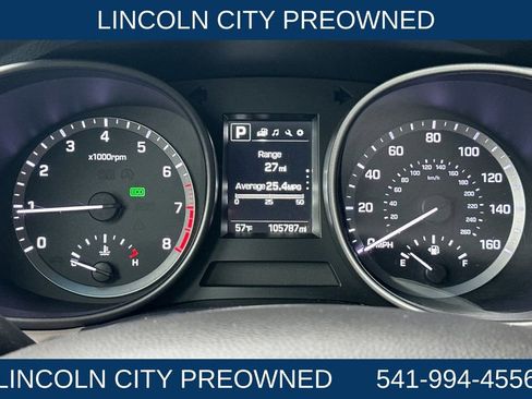 Used 2018 Hyundai Santa Fe Sport image 22