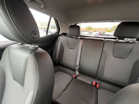 Used 2025 Buick Encore GX Preferred image 37