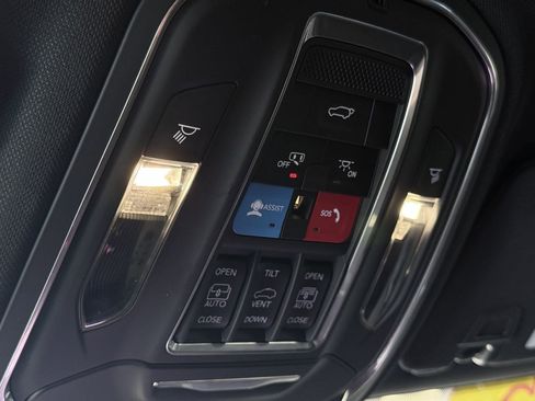 Used 2025 Jeep Grand Cherokee Limited 4xe image 58