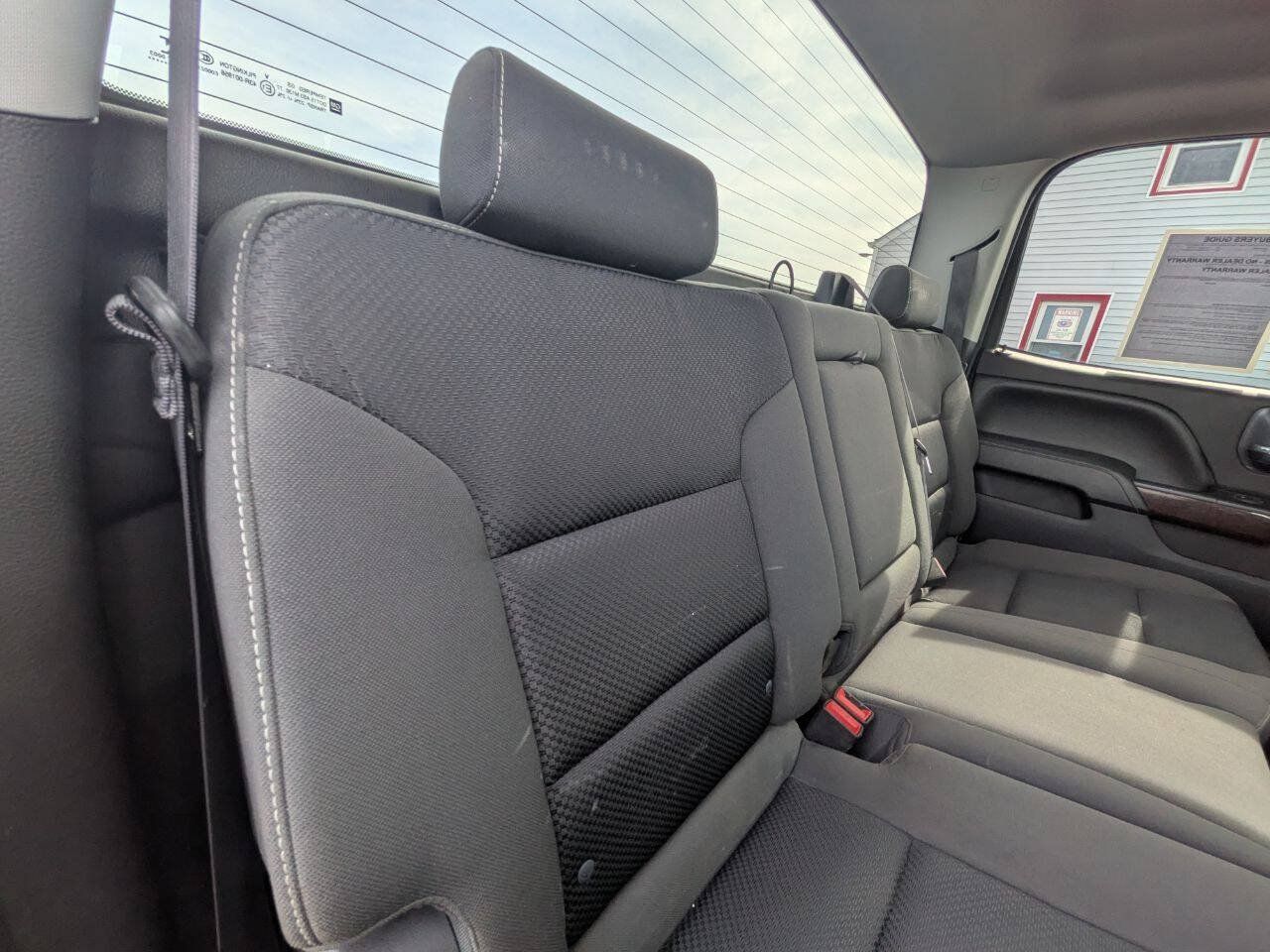 Used 2015 GMC Sierra 2500 SLE w/ SLE Preferred Package AWD/4WD image 25