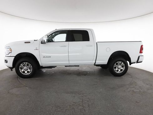 Used 2024 RAM 2500 Laramie AWD/4WD image 7