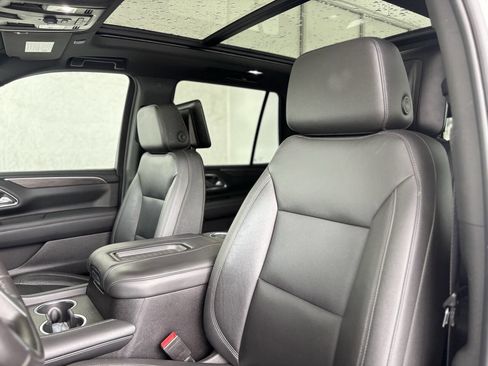 Used 2021 Chevrolet Tahoe LT w/ Rear Media and Nav Package image 15