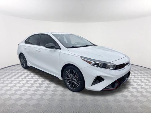 Used 2023 Kia Forte GT-Line w/ GT-Line Premium Package image 3