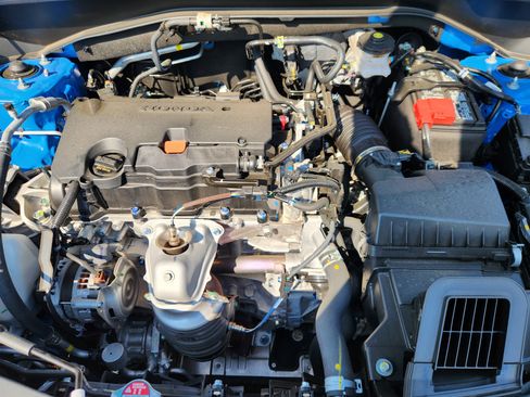 Certified 2026 Honda HR-V Sport image 17