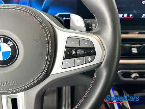 Used 2025 BMW X7 M60i image 20