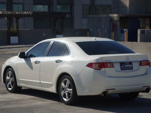 Used 2011 Acura TSX Sedan image 13