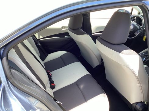 Used 2026 Toyota Corolla LE FWD image 11