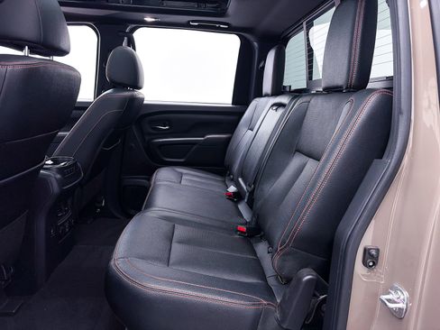 Used 2024 Nissan Titan PRO-4X w/ Pro-4x Convenience Package AWD/4WD image 39