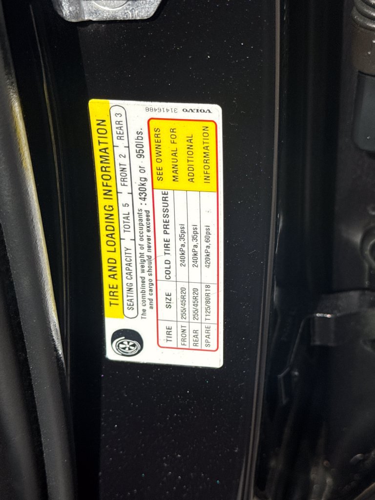 Used 2019 Volvo XC60 T5 Momentum w/ Protection Package Premier AWD/4WD image 47