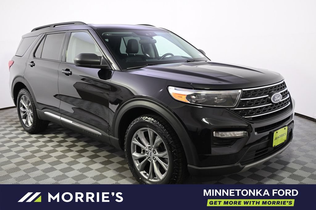 Used 2023 Ford Explorer XLT w/ Equipment Group 202A AWD/4WD image 8