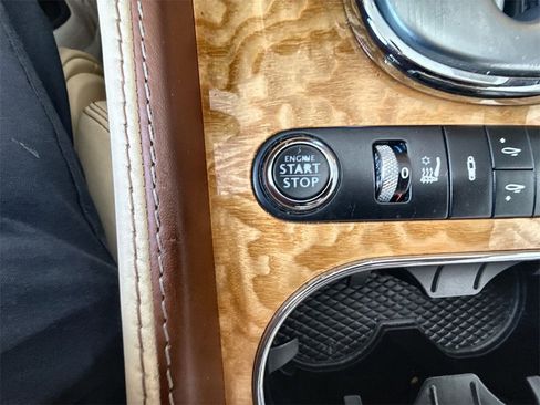 Used 2013 Bentley Continental GT image 17