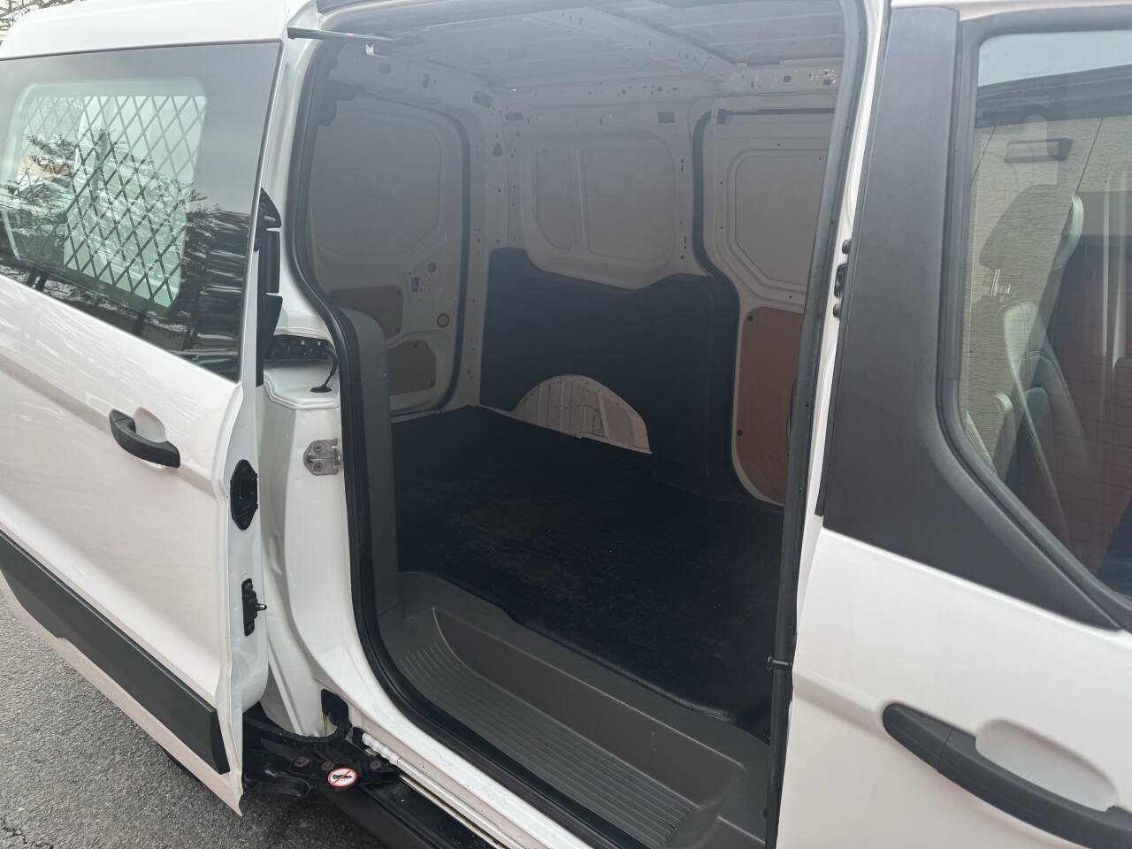 Used 2019 Ford Transit Connect XL FWD image 14