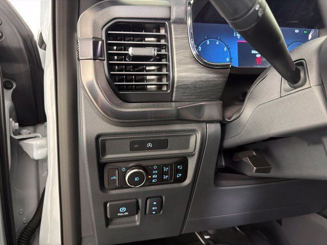 Used 2025 Ford F150 Lariat w/ Equipment Group 501A Mid AWD/4WD image 21