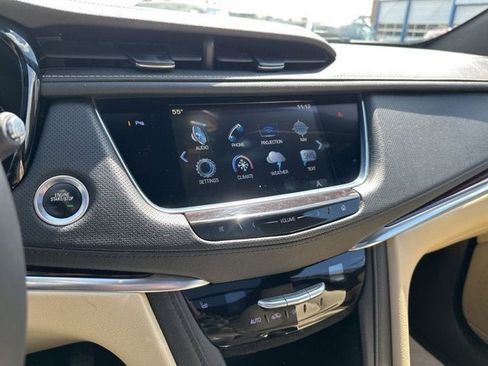 Used 2018 Cadillac XT5 Luxury AWD/4WD image 19