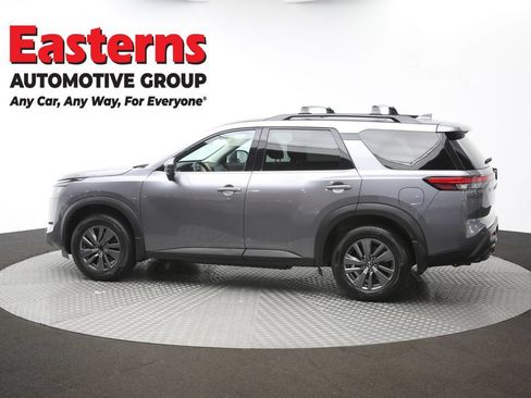 Used 2023 Nissan Pathfinder SV w/ SV Premium Package AWD/4WD image 65
