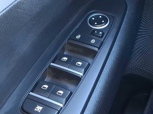 Used 2023 Kia Forte LXS image 23