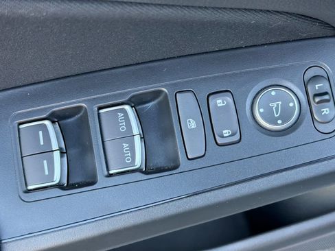 Used 2025 Honda Civic Sport image 15