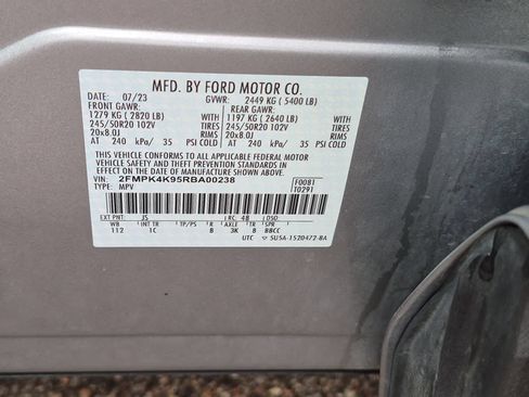Used 2024 Ford Edge Titanium w/ Equipment Group 301A AWD/4WD image 35
